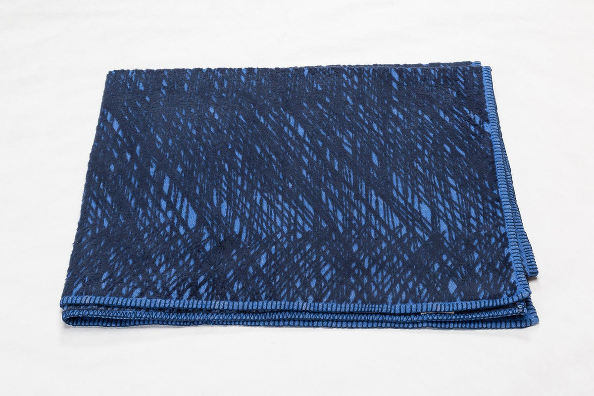 DECO Cotton Relief Throw | Royal Blue | 130 x 200 cm